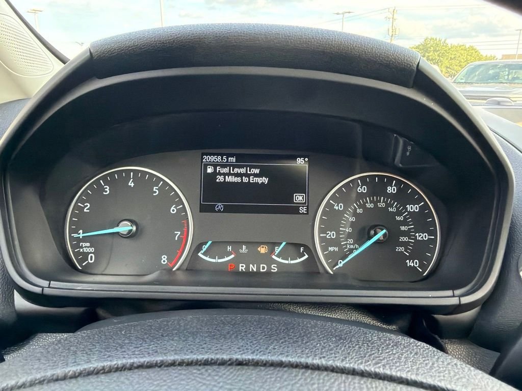 Used 2021 Silver Metallic Ford SE image 27