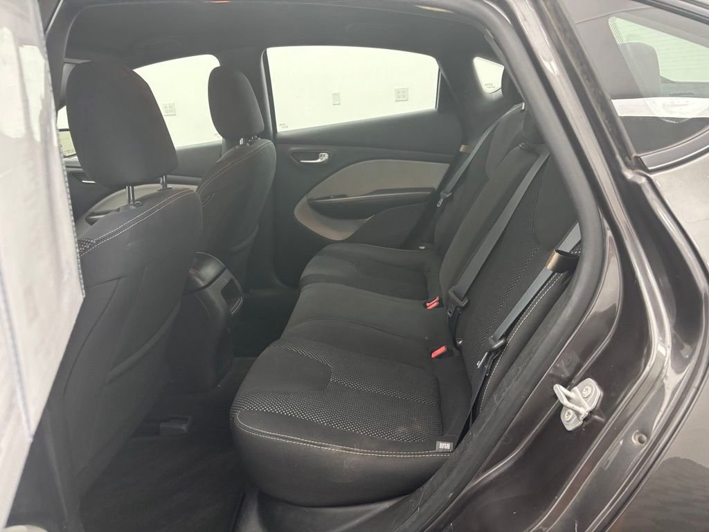 Used 2016 Granite Crystal Clearcoat Metallic Dodge SXT image 33