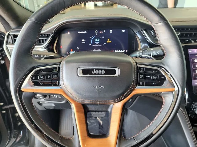 Used 2024 Gray Jeep Summit image 23