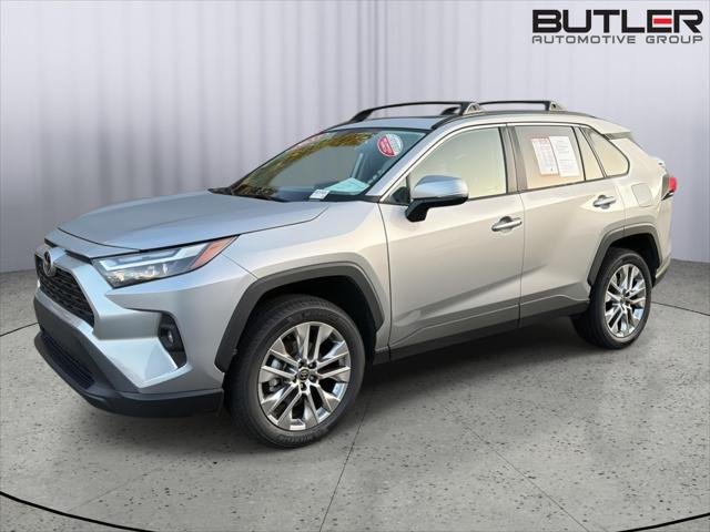 Certified Used 2023 SILVER SKY METALLIC Toyota  image 1