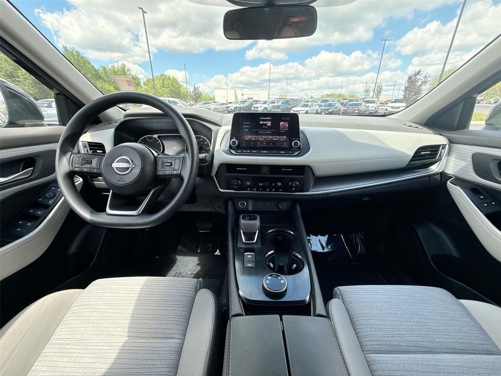 Used 2023 Super Black Nissan SV image 20
