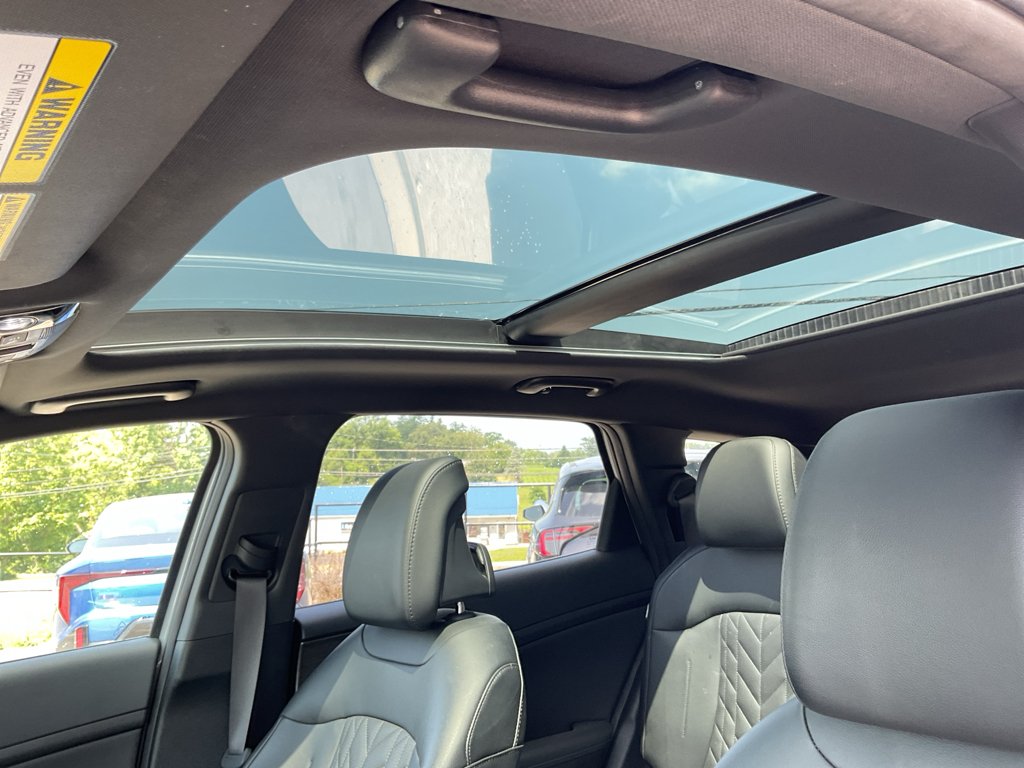 Certified Used 2024 Wolf Gray/Ebony Black Roof Kia X-Pro Prestige image 17