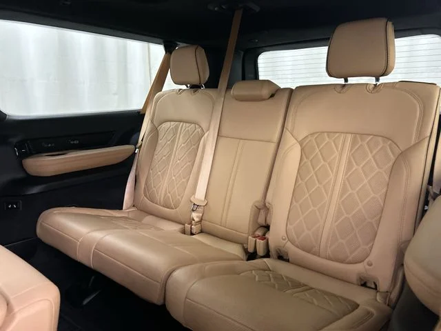 Used 2025 Black Jeep Series III image 32