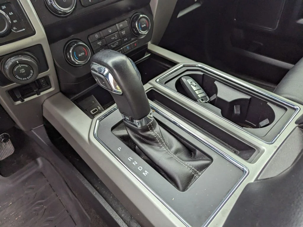 Used 2020 GRAY Ford SuperCrew Lariat 5 1/2 image 14