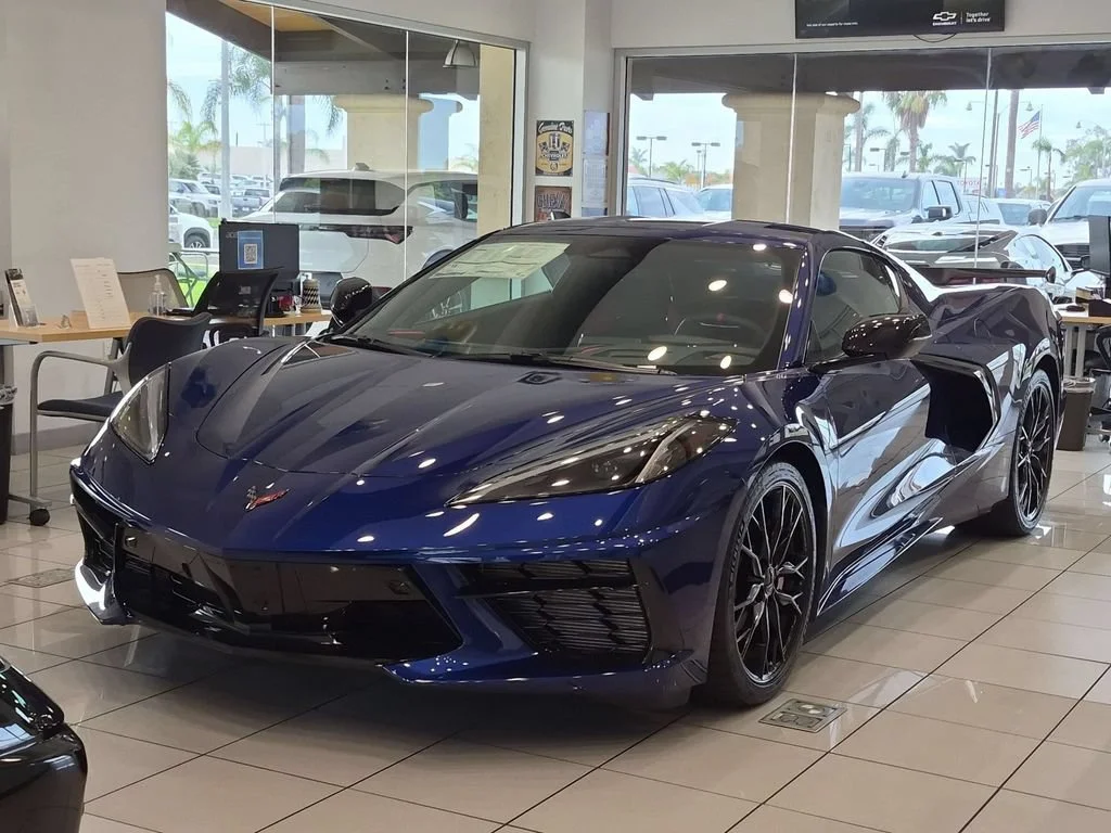 2027 Chevrolet Corvette 2LT