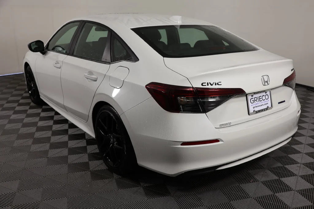 Used 2026  Honda Sport image 6
