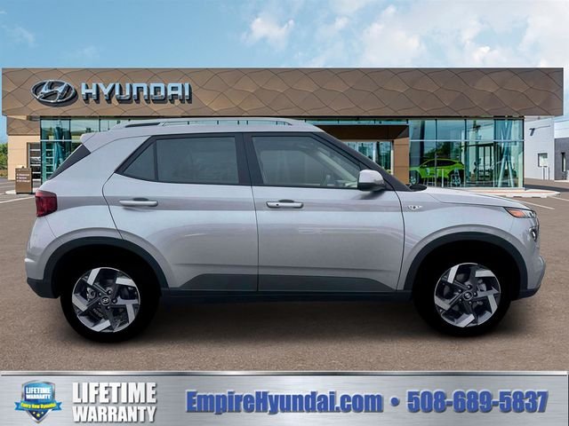 New 2026 Shimmering Silver Hyundai SEL image 28