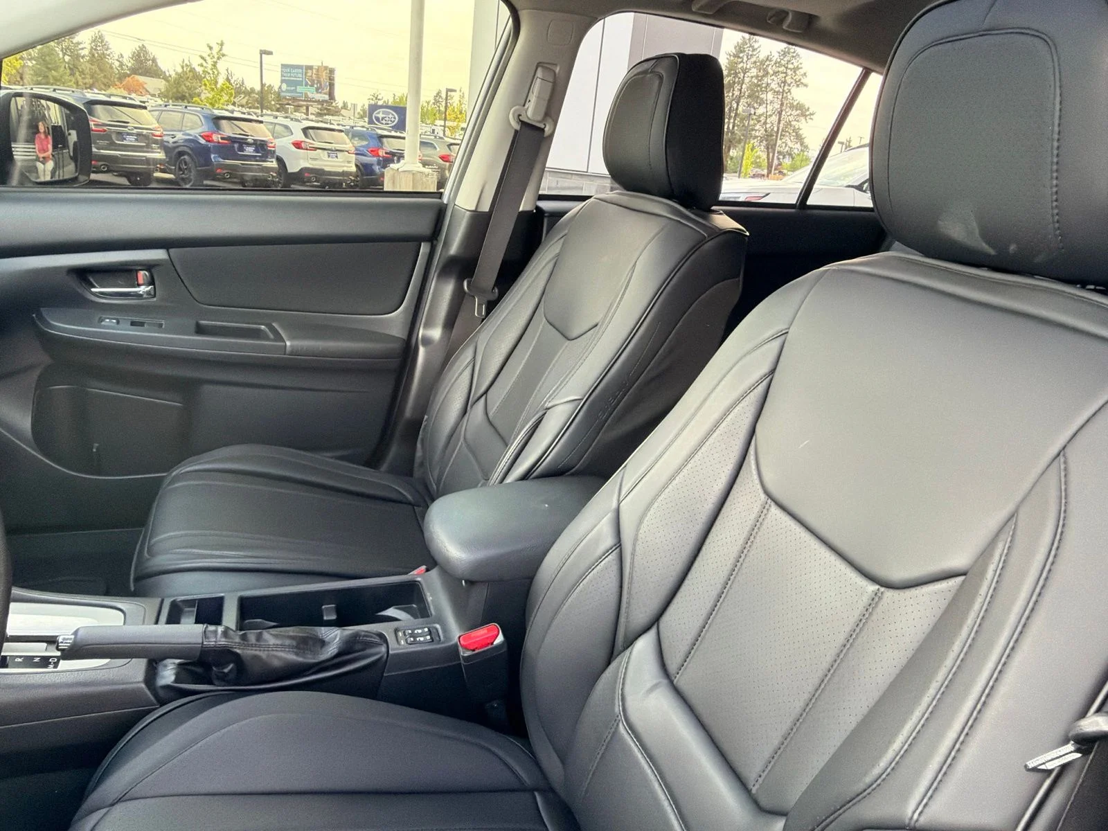 Used 2014 Ice Silver Metallic Subaru 2.0i Premium image 9