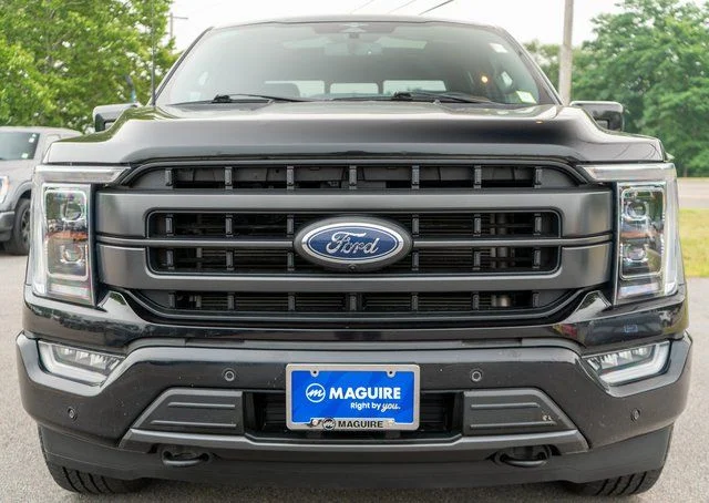 Used 2023 Black Ford Lariat image 3