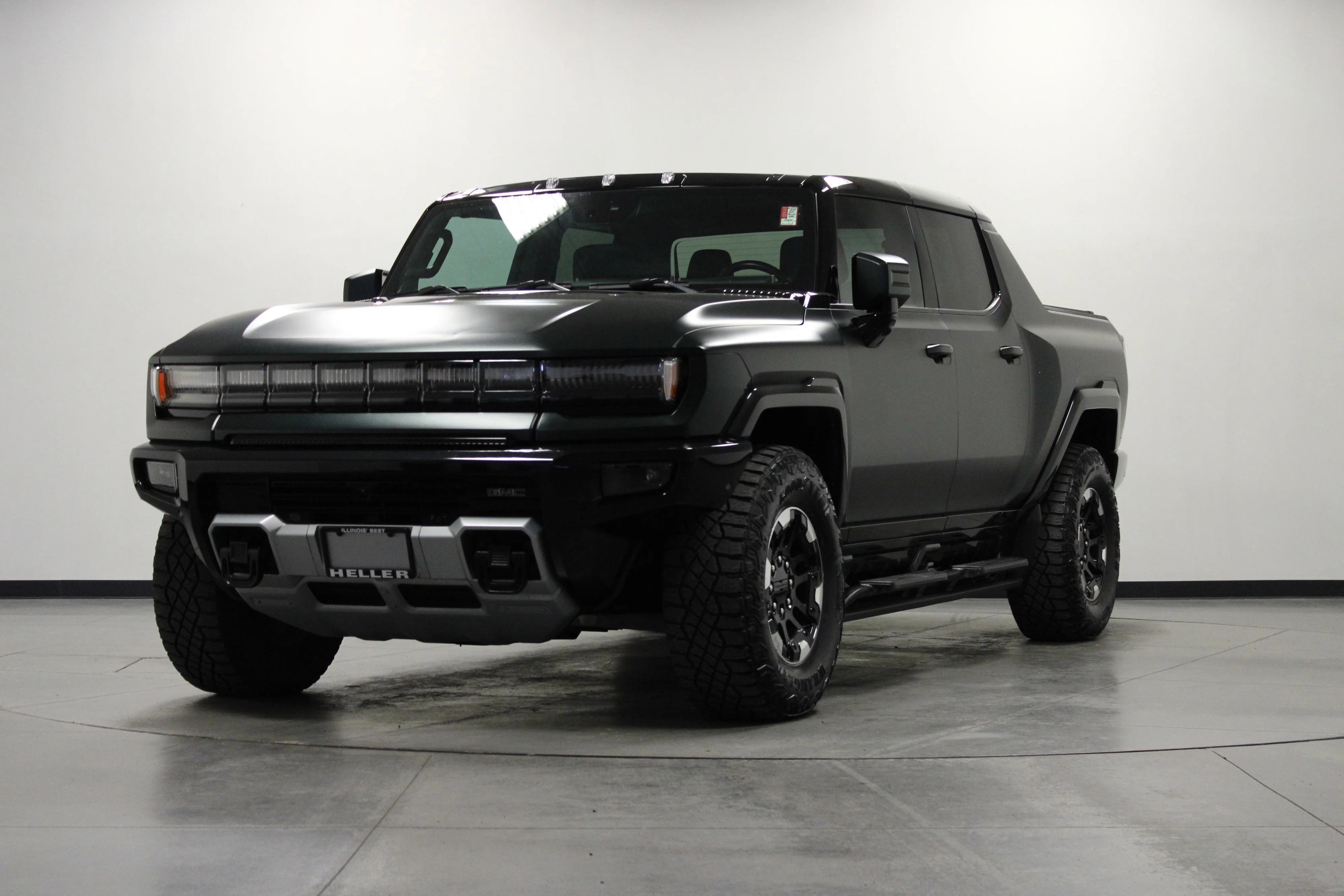 Used 2023 Interstellar White GMC 3X image 8