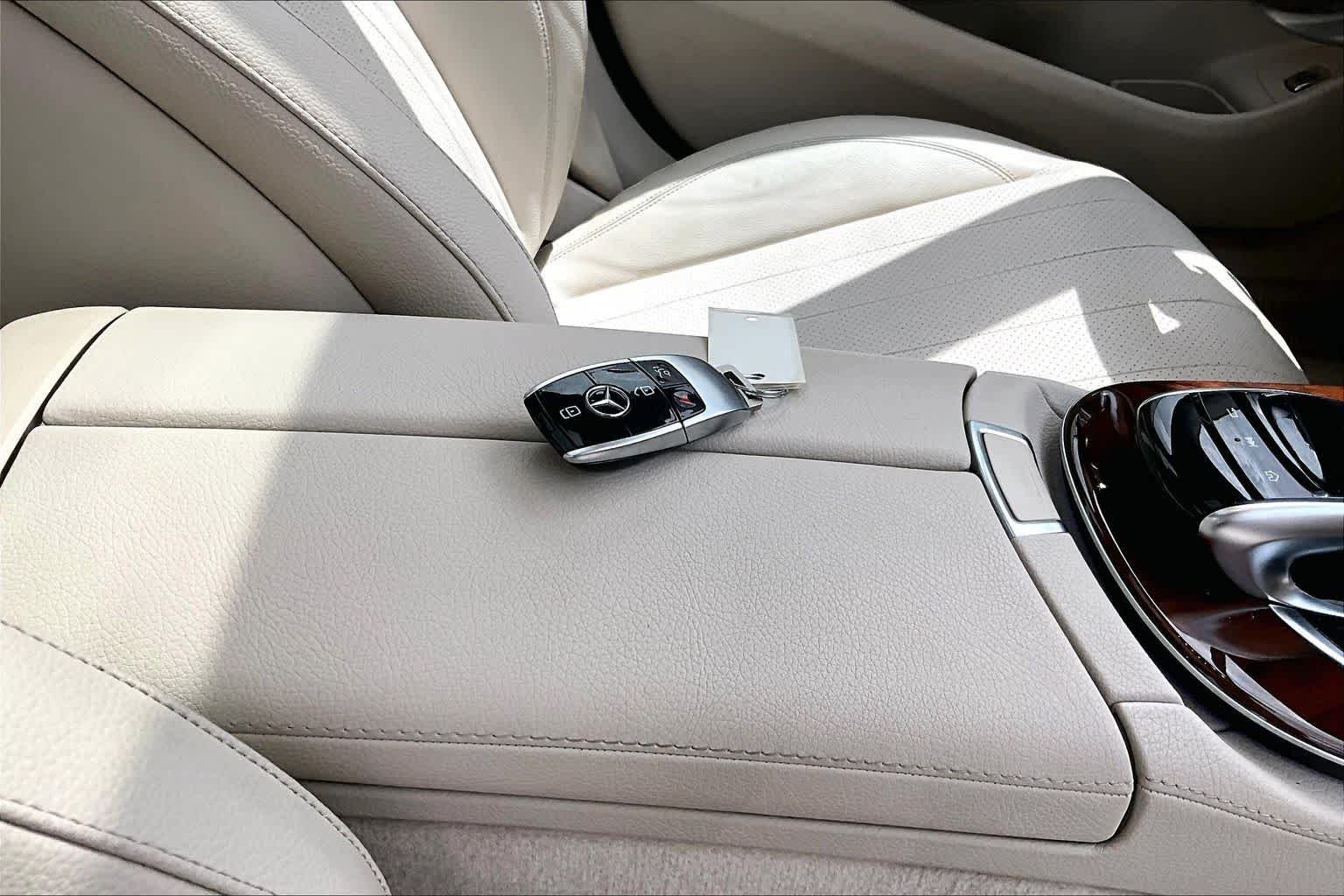 Used 2020 Lunar Blue Metallic Mercedes-Benz E 350 image 15