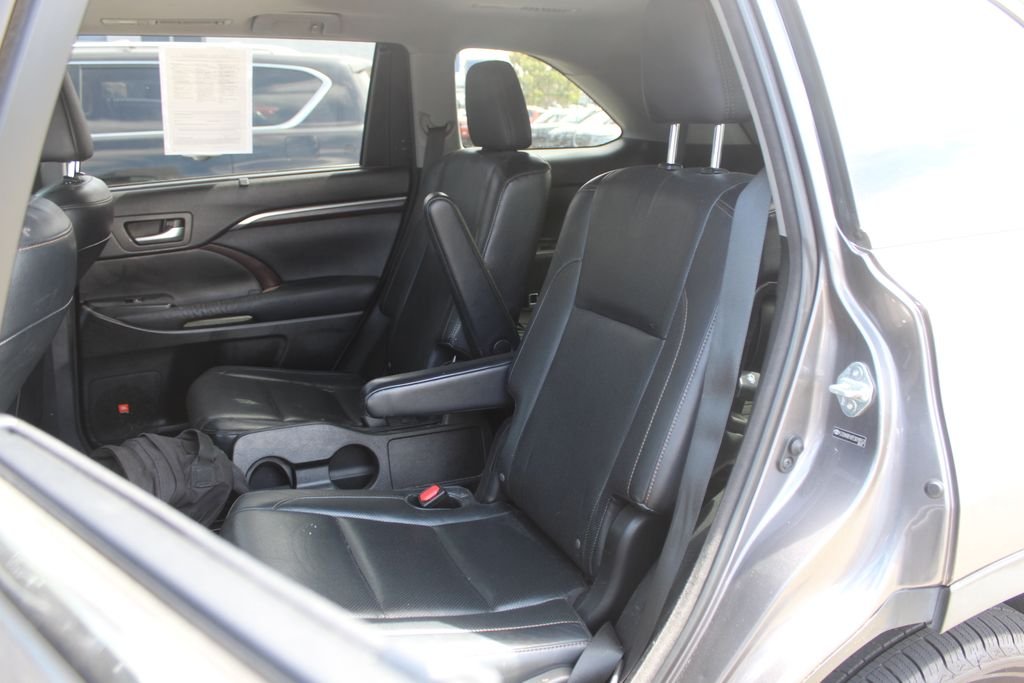 Used 2014 Gray Toyota Limited image 15