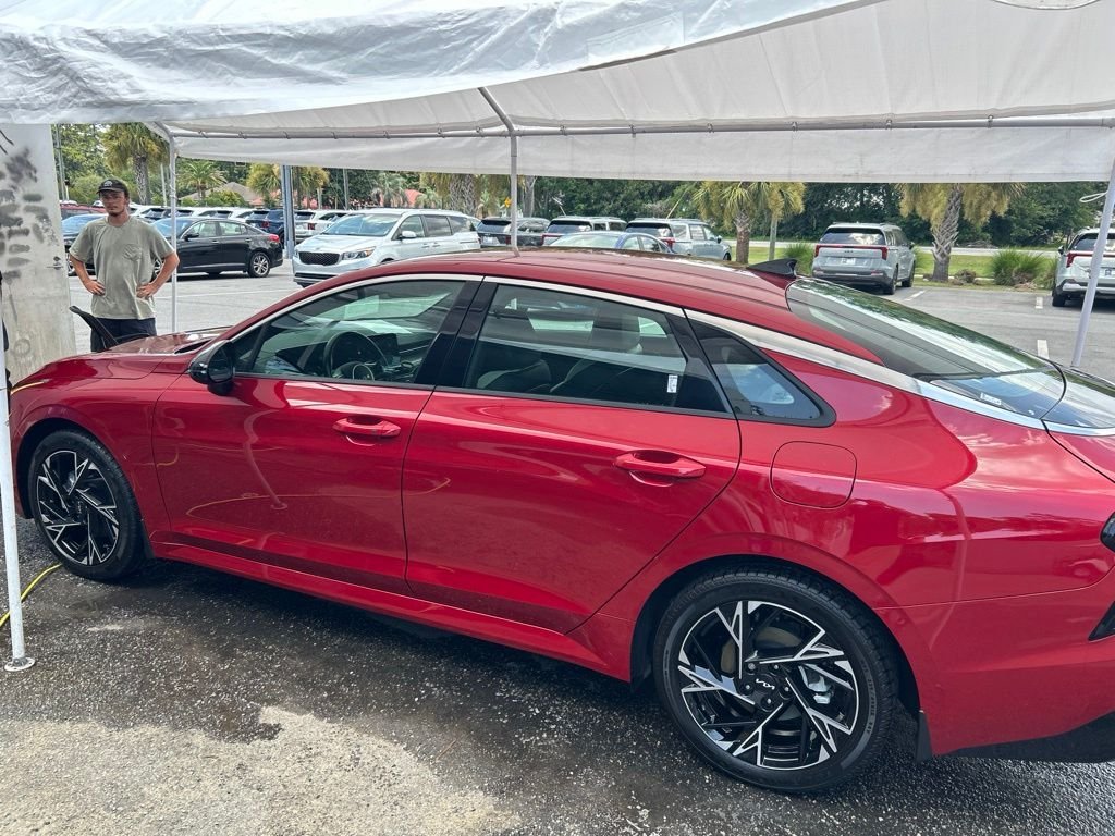 Used 2025 Red Kia GT-Line image 1