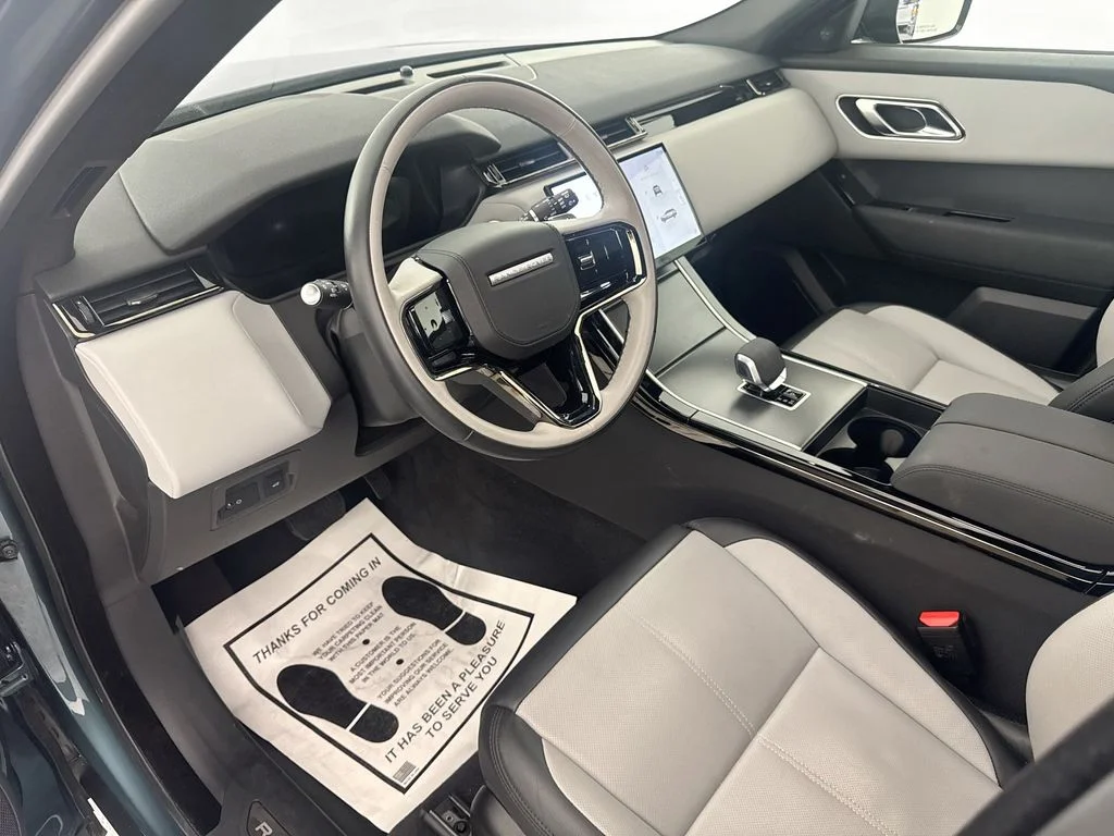 Certified Used 2026 Green Land Rover S image 9