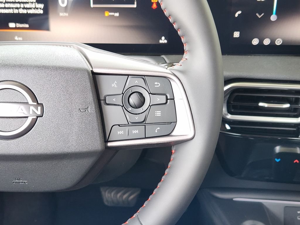 New 2026 Atlantic Gray Metallic / Super Black Two-tone Nissan SR image 28