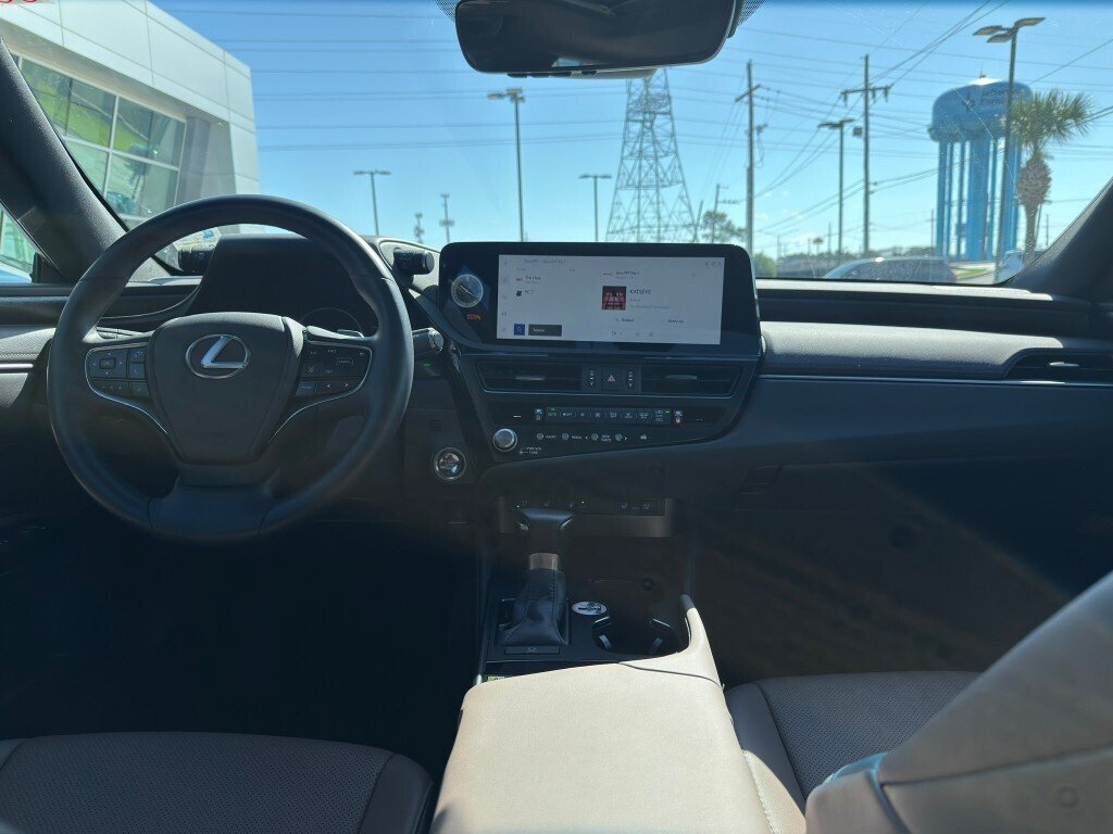 Used 2025 CLOUDBURST Lexus Base image 14