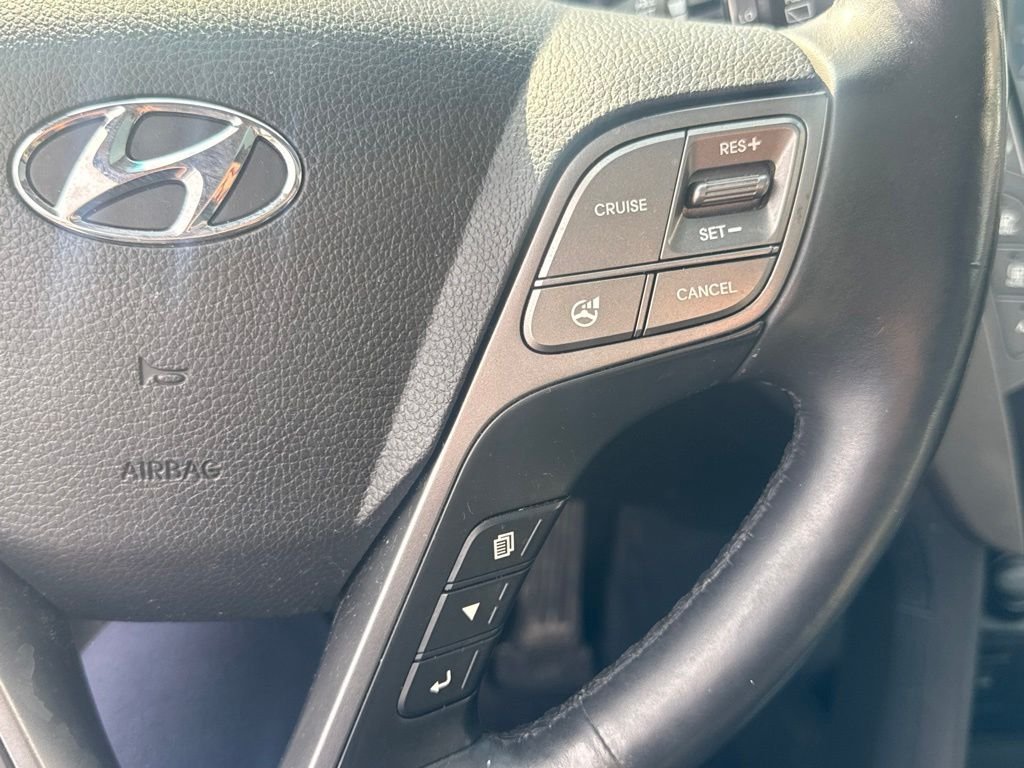 2016 Hyundai Santa Fe SE - Photo 24
