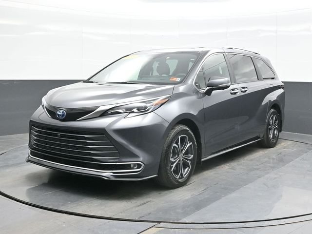 Used 2025 Gray Toyota Platinum image 1