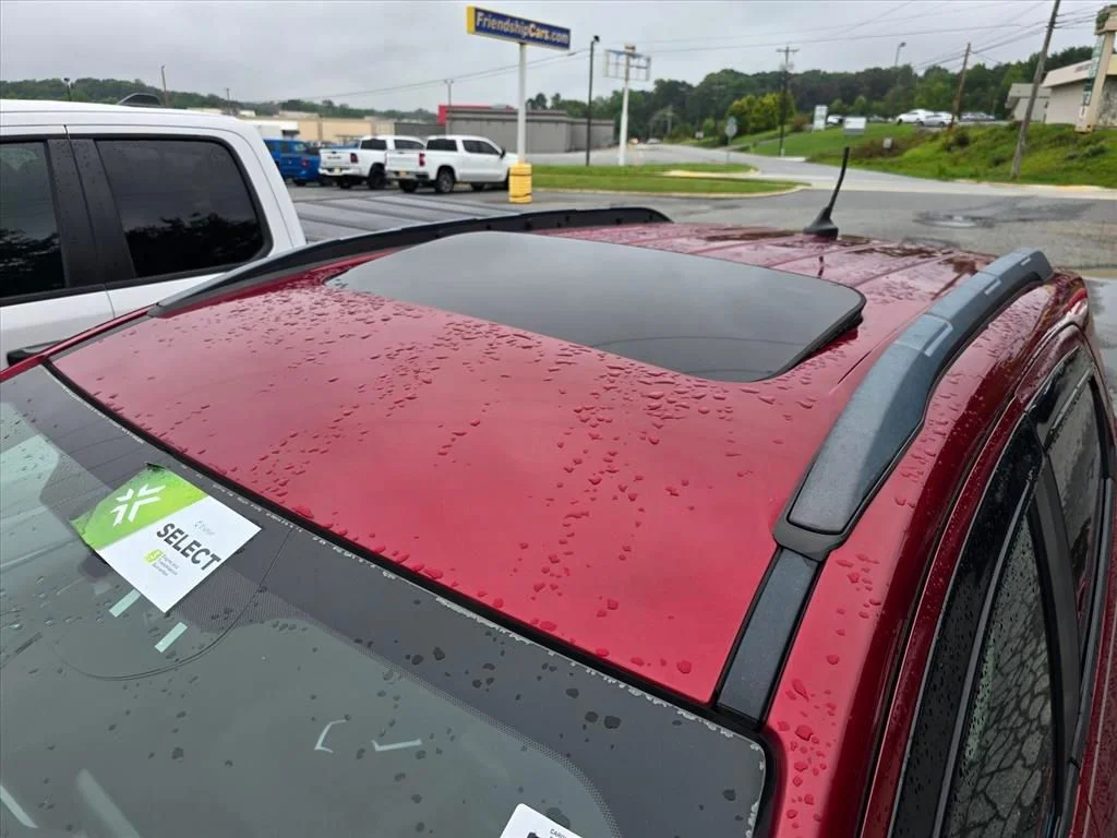 Used 2019 Red Ford SE image 16