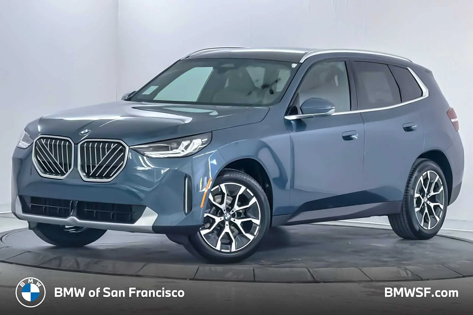 2026 BMW X3 30 XDRIVE's photo