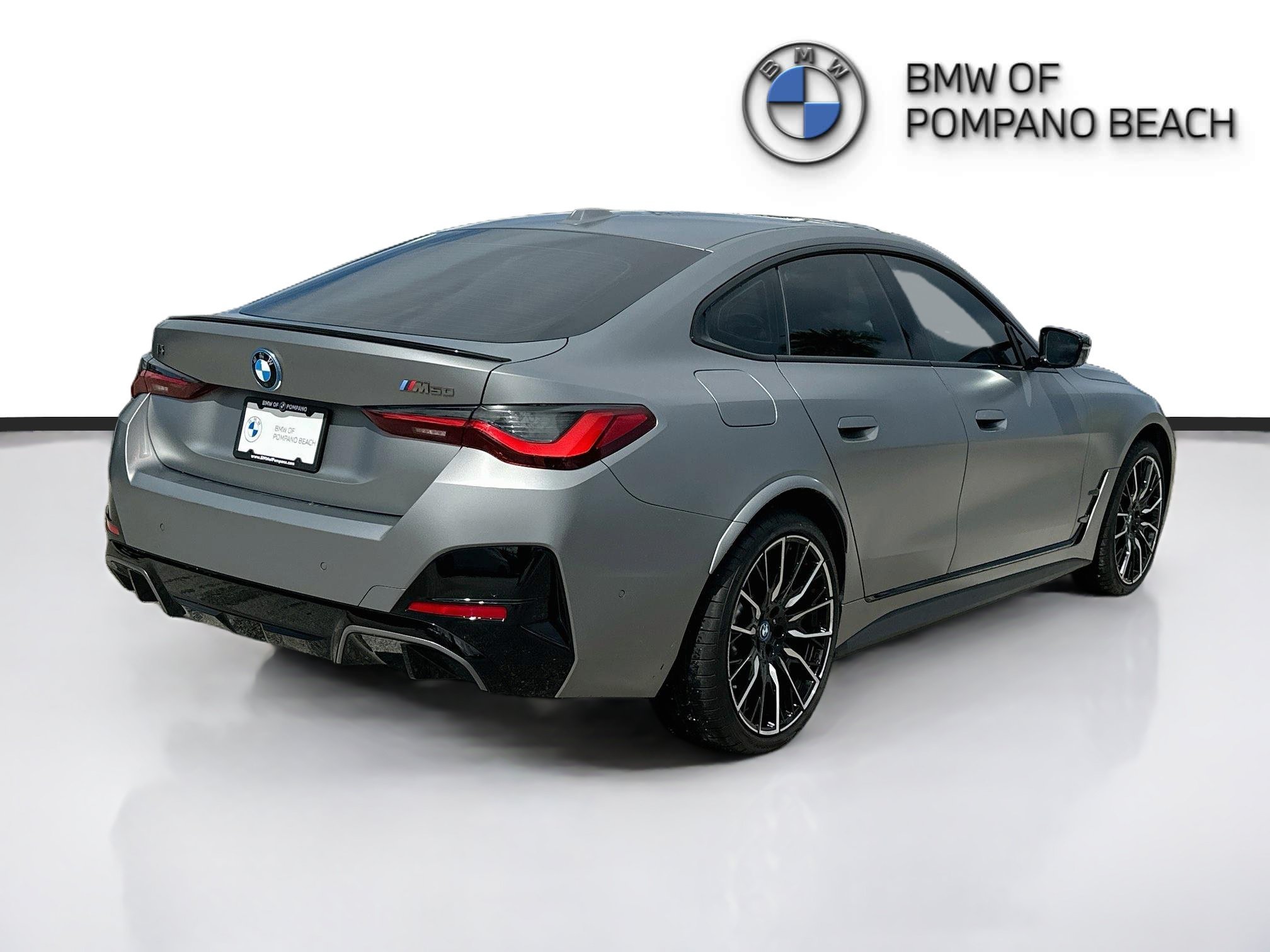 Certified Used 2023 Ind Frozen Pure Grey II Metallic BMW M50 image 7