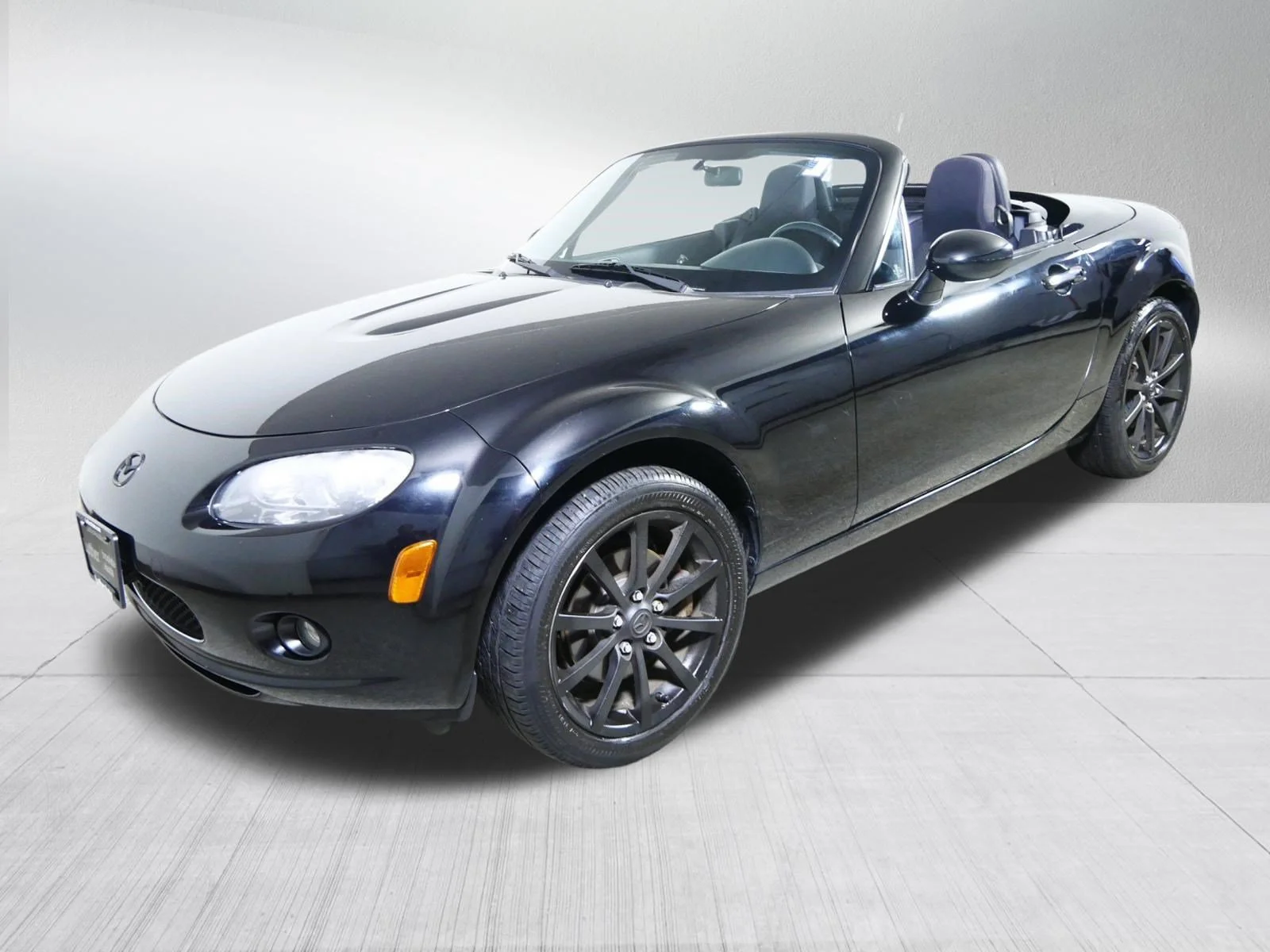 Used 2008 Brilliant Black Mazda Touring image 3