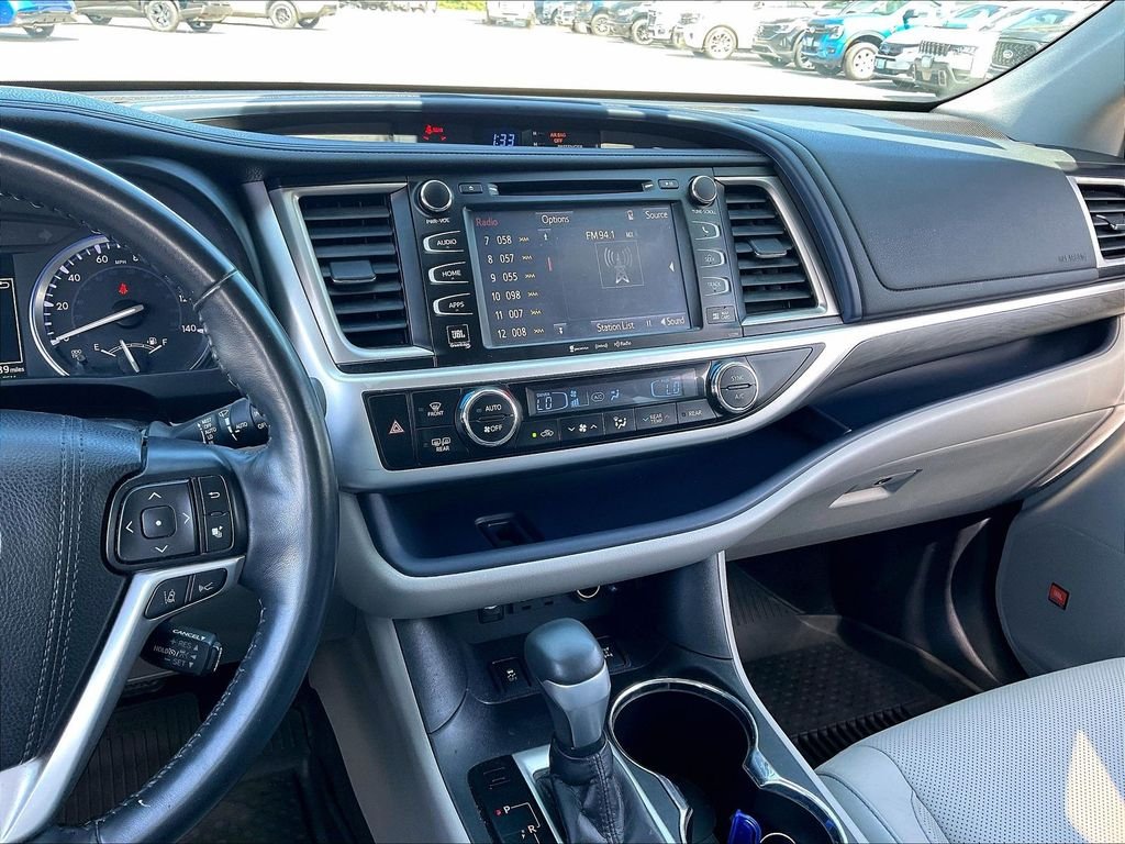Used 2019 Predawn Gray Mica Toyota Limited Platinum image 18