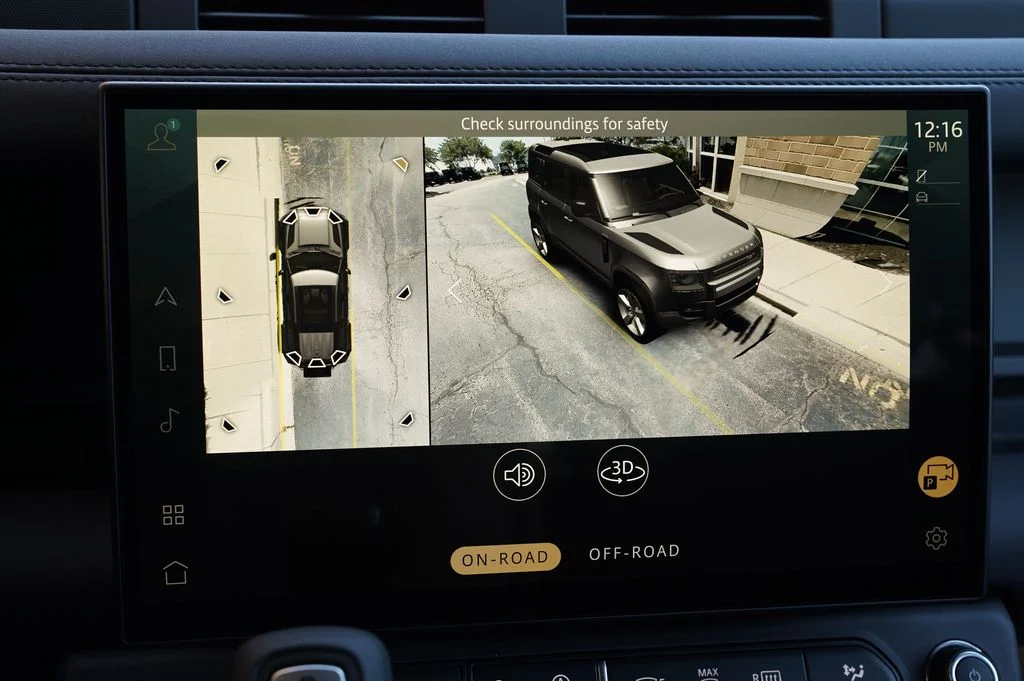 New 2026 Santorini Black Land Rover S image 26