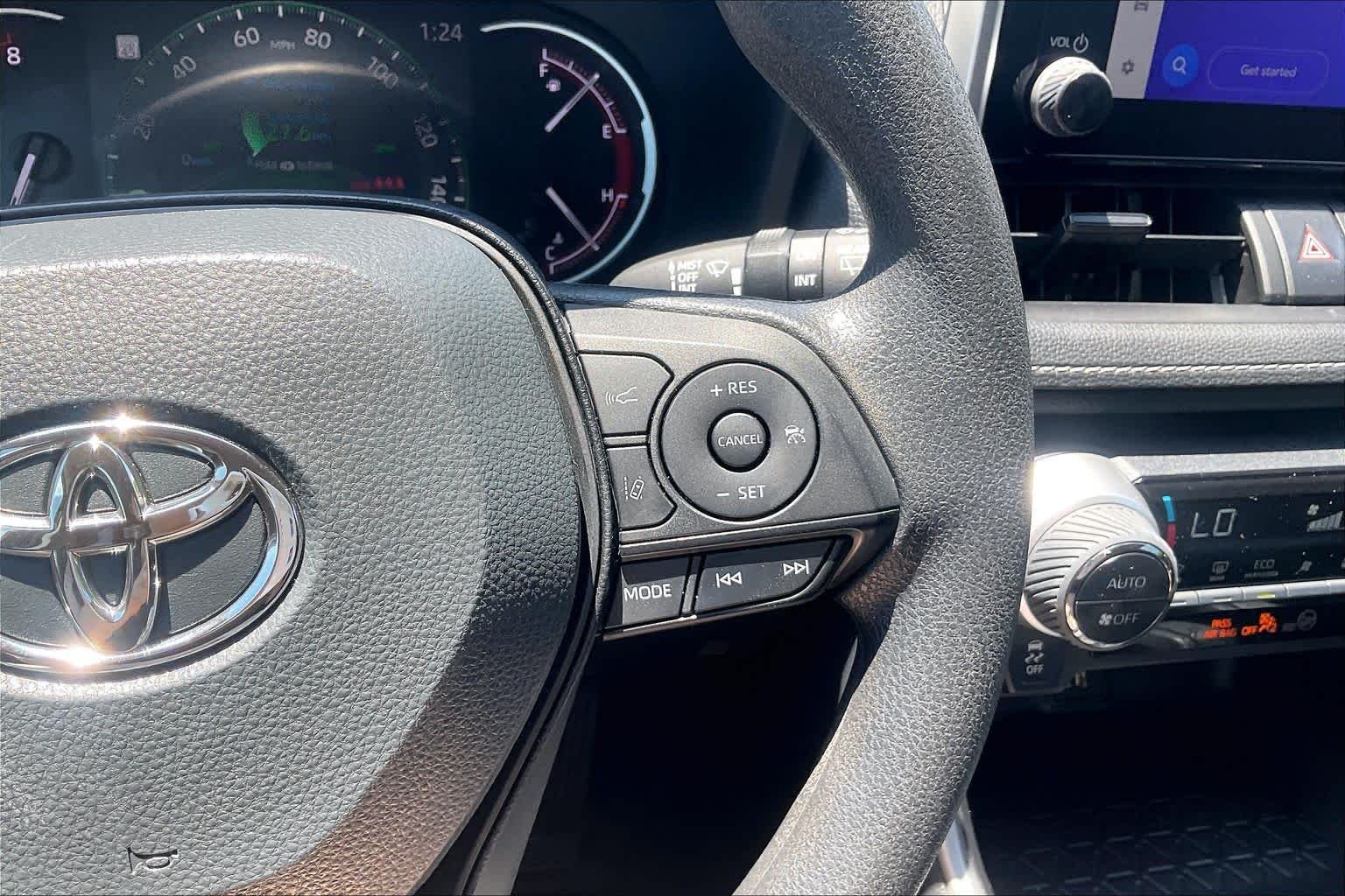 Used 2025 Midnight Black Metallic Toyota XLE image 25
