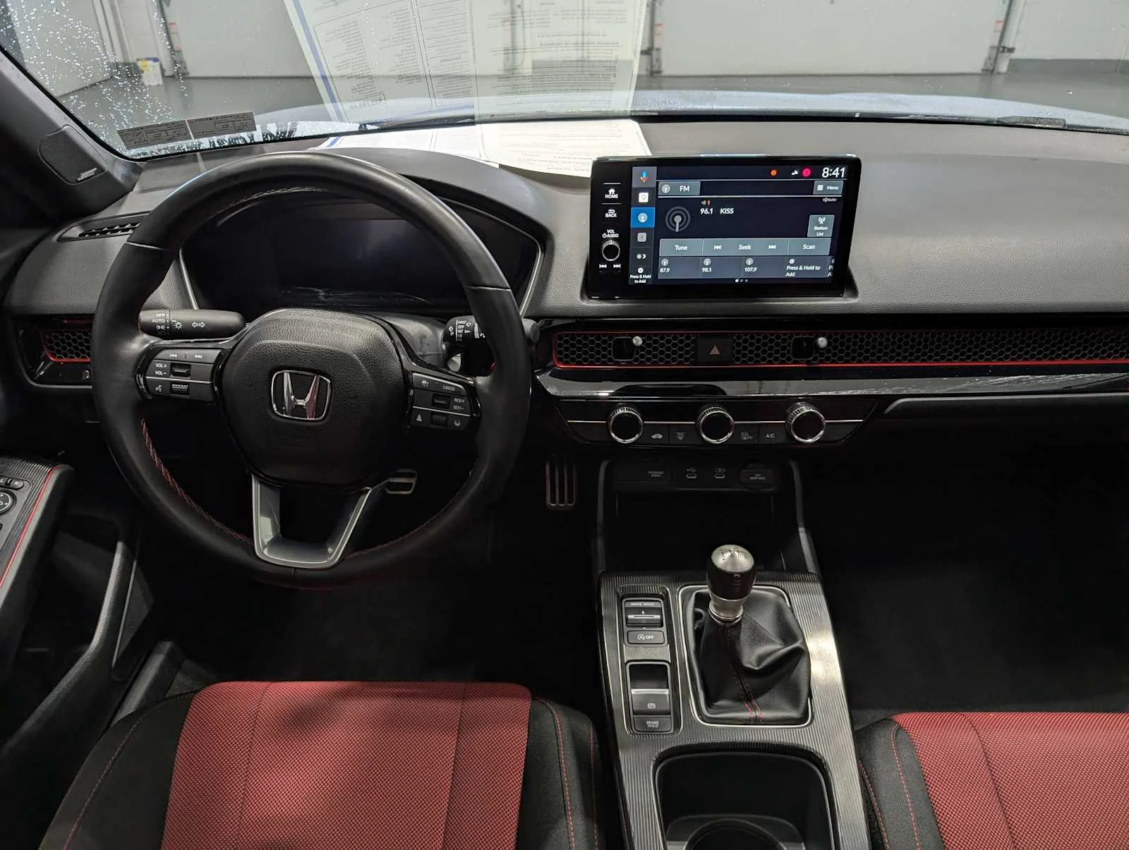 2025 Honda Civic Si - Photo 17