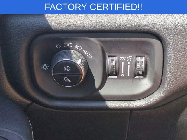 Used 2025 Blue Ram Laramie image 21