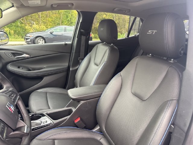 Used 2026 Blue Buick Sport Touring image 13