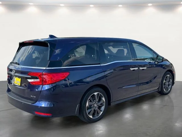 Used 2022 Blue Honda Elite image 3
