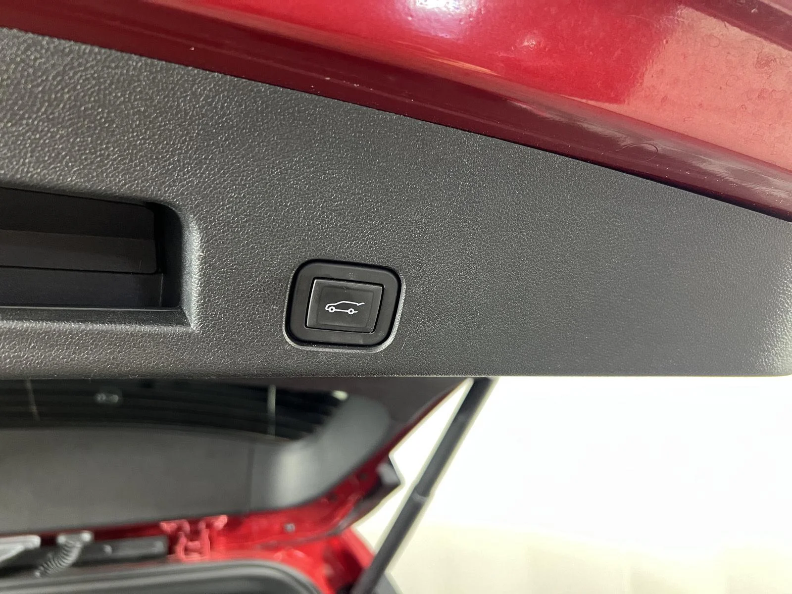 Used 2024 Volcanic Red Tintcoat GMC AT4 image 6