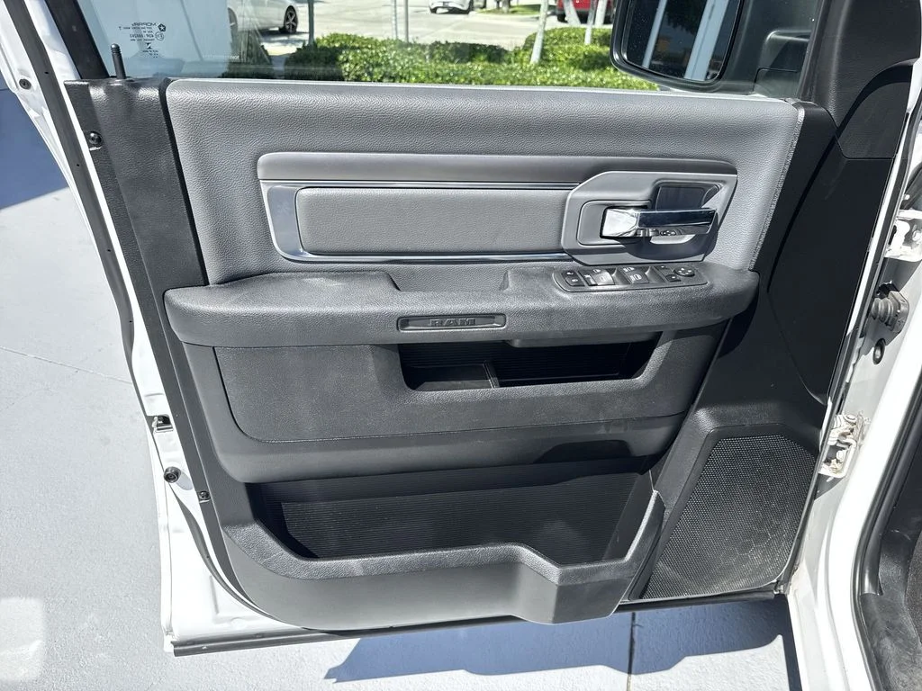 Used 2022 Bright White Clearcoat Ram SLT image 38