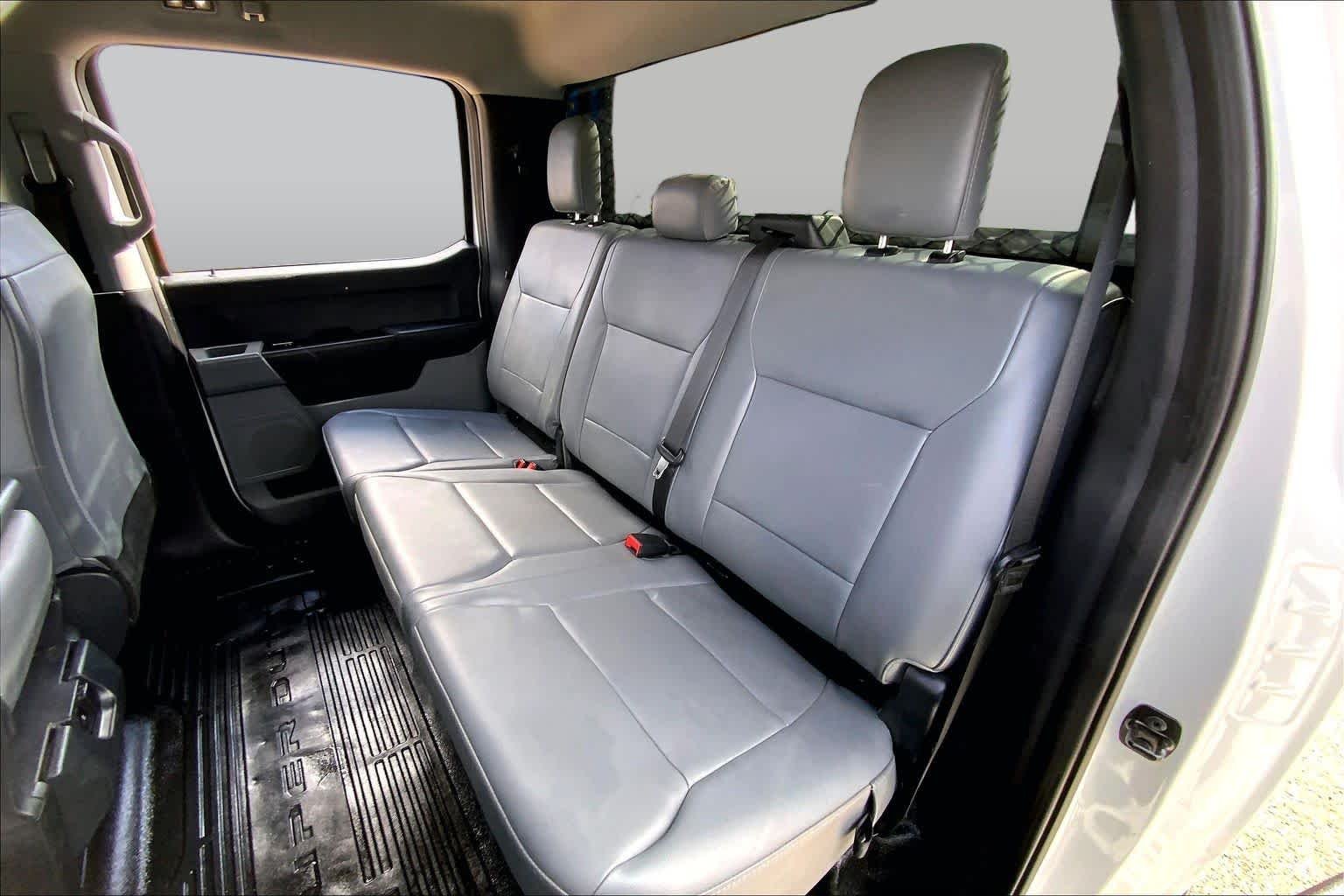 Used 2024 Oxford White Ford XL image 21