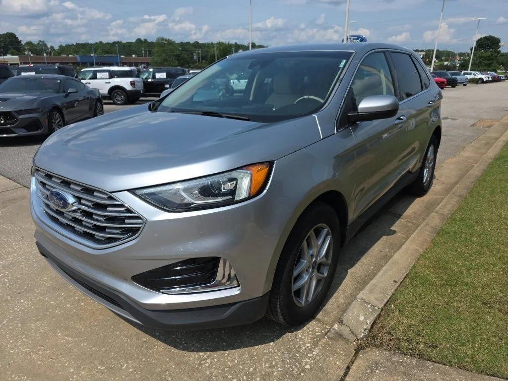 2022 Ford Edge SEL AWD's photo
