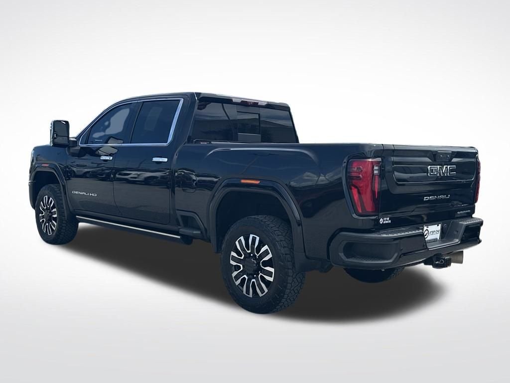 Used 2024 Black GMC Denali Ultimate image 5