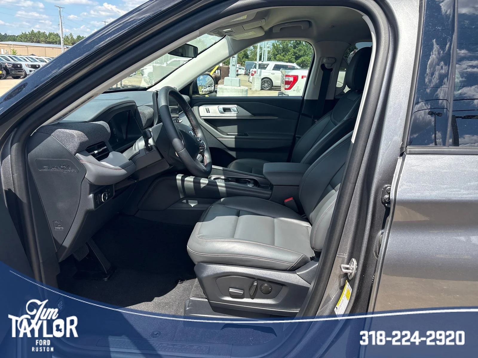 2026 Ford Explorer Active - Photo 11