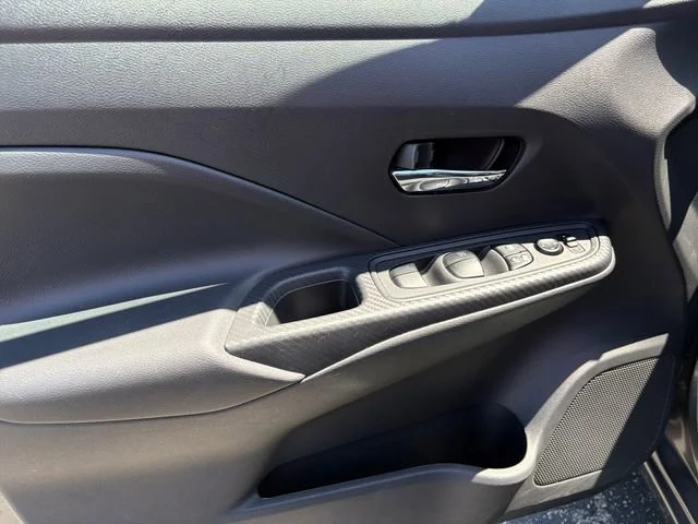 2025 Nissan Versa Sedan SV - Photo 13