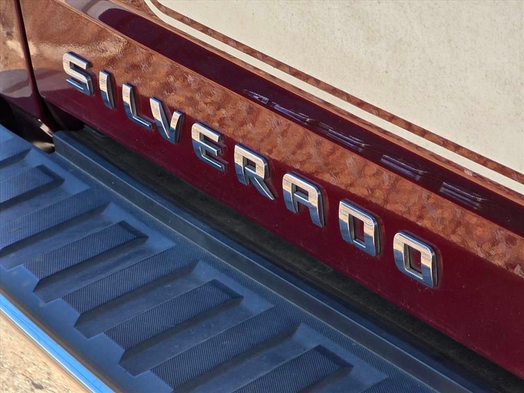 Used 2014 DEEP RUBY METALLIC Chevrolet LTZ image 11