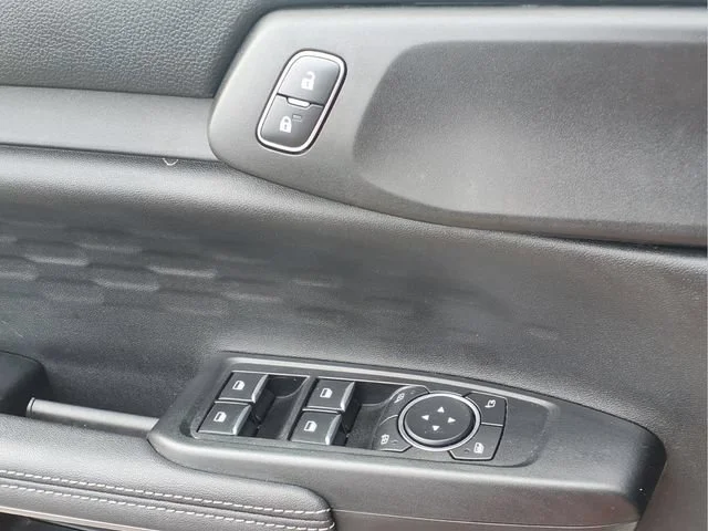 Used 2024 Gray Ford XLT image 18