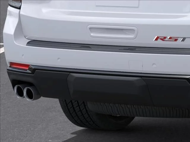 New 2026 Summit White Chevrolet RST image 14
