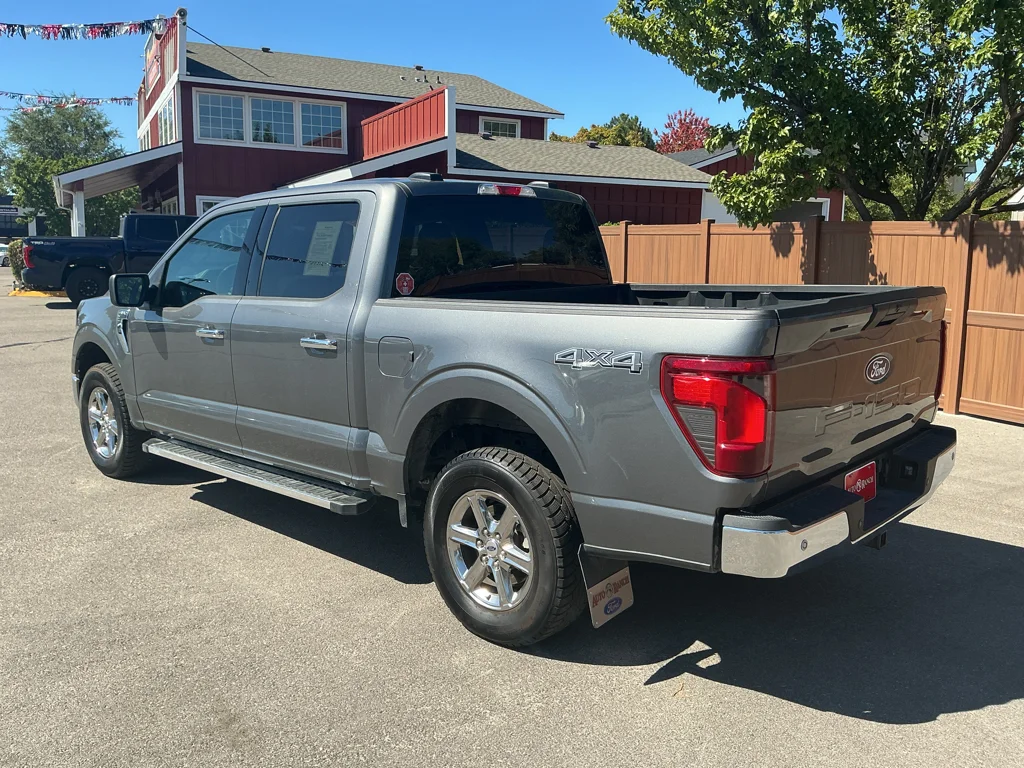 Used 2025 Carbonized Grey Metallic Ford XLT image 8