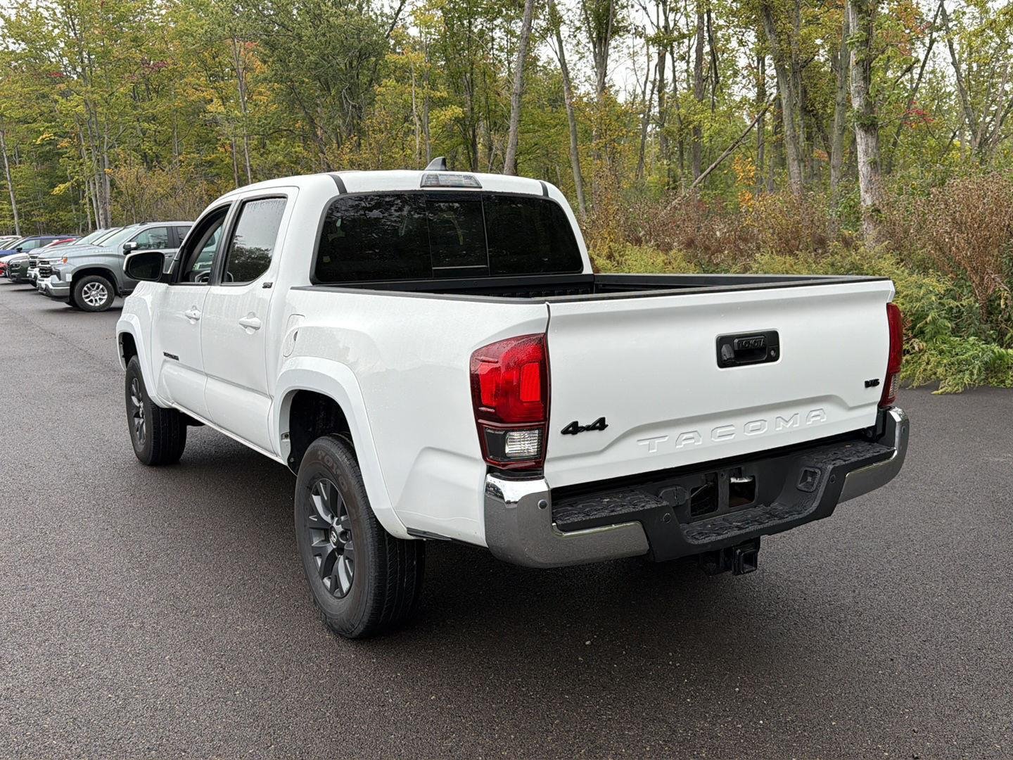 Used 2023 Ice Cap Toyota SR5 V6 image 5