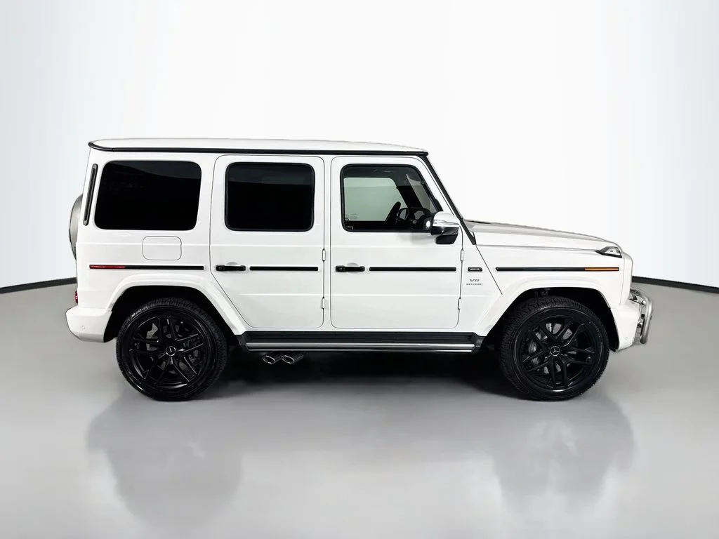 New 2027 Polar White Mercedes-Benz G 63 AMG® image 8