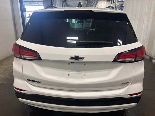 Used 2024 Summit White Chevrolet RS image 5