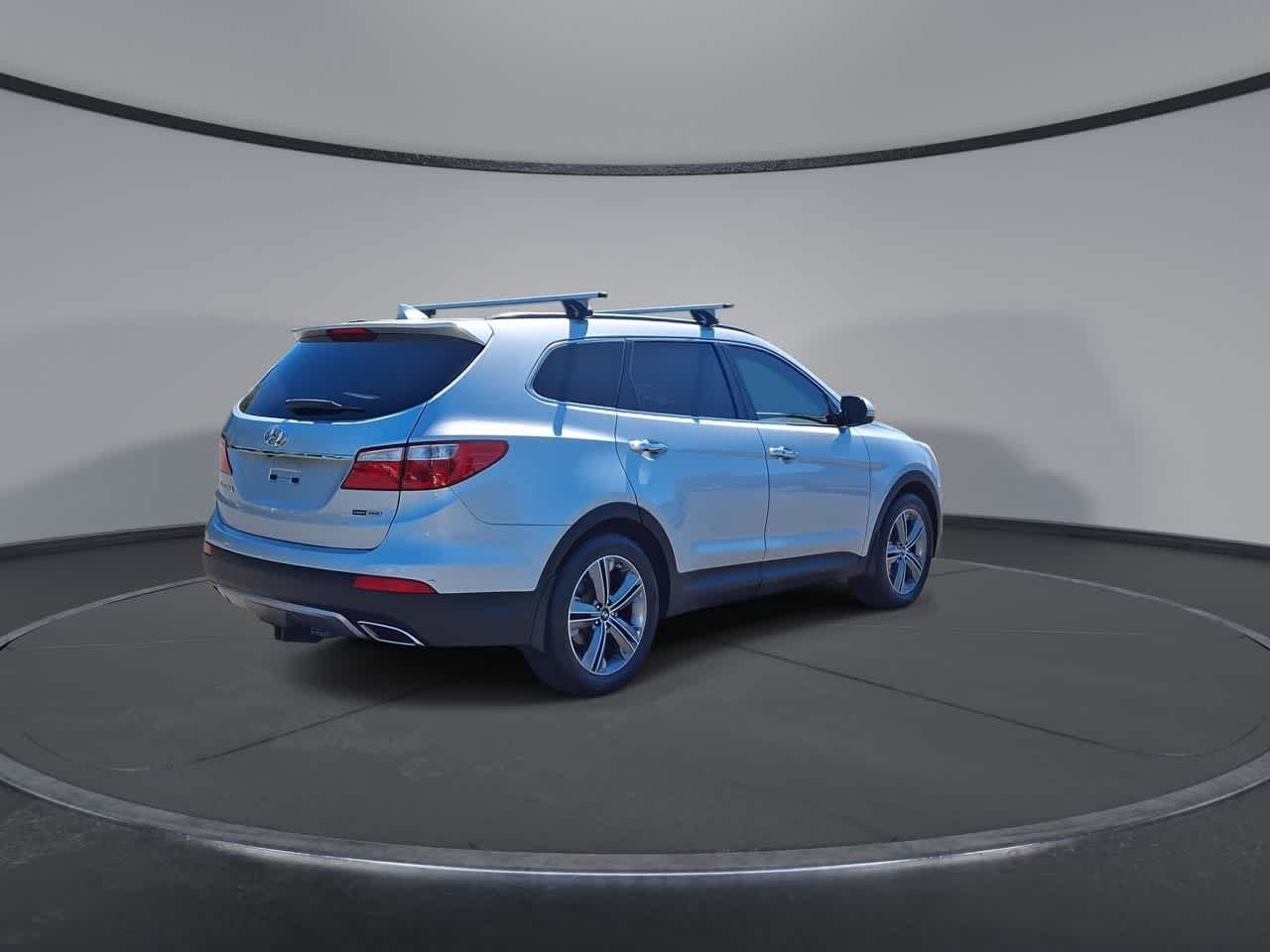 Used 2016 Circuit Silver Hyundai SE image 8