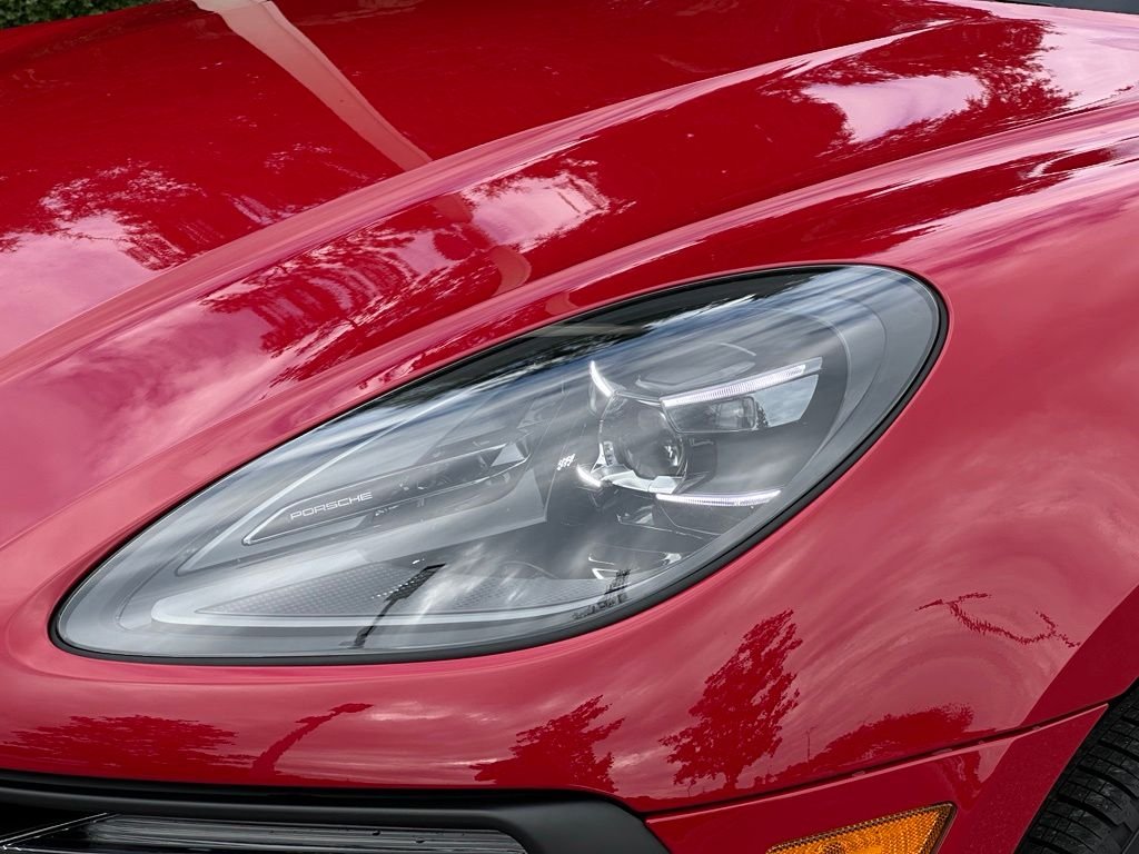 Used 2026 Red Porsche  image 25