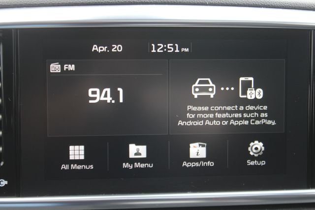 Used 2022 Red Kia EX image 5